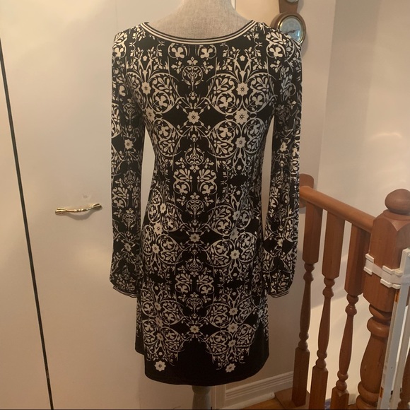 Max Studio Long Sleeve Tunic Dress - Picture 3 of 5